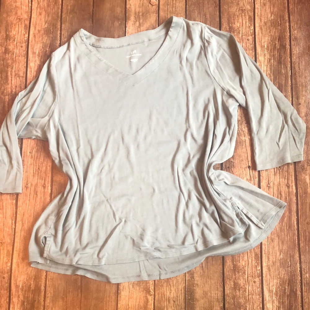 J. Jill V Neck 3/4 Sleeve Seafoam Green Top